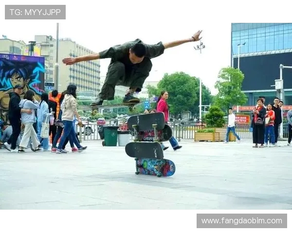 杭州滑板队个人能力引发热议滑板运动的未来发展与挑战探讨 杭州滑板队个人能力引发热议滑板运动的未来发展与挑战探讨