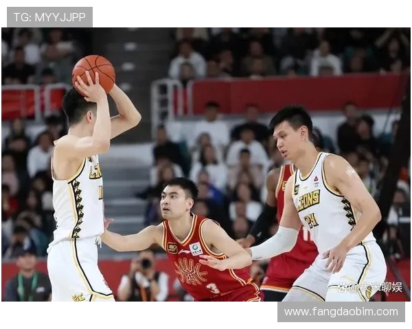 广东男篮与广厦精彩对决回放全场比赛精彩瞬间回顾