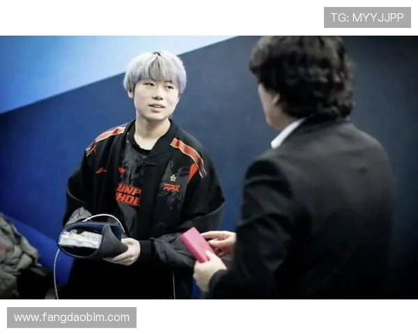 DOTA2热议：FPX选手个人能力引发的争议与讨论